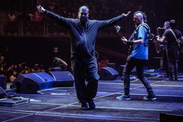 Don Osvaldo en vivo en All Boys el 22 y 23 de marzo. No te pierdas este show único con Pato Fontanet. ¡Consigue tus entradas ahora!